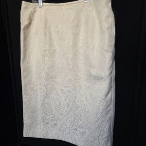 Le Suit Ivory Neutral Paisley Pencil Skirt Size 12